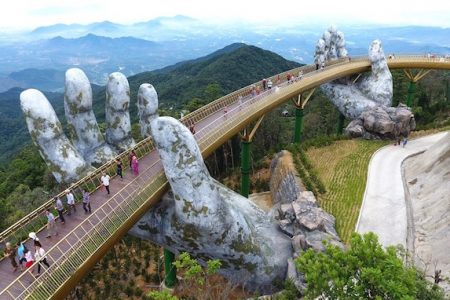 Cơn sốt cầu Vàng khiến du khách quốc tế đổ xô check-in Đà Nẵng